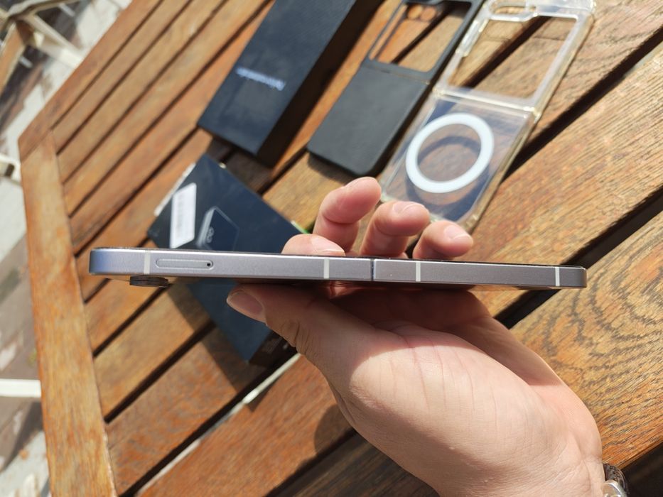 Samsung z6 flip 512 GB garanție 1 an