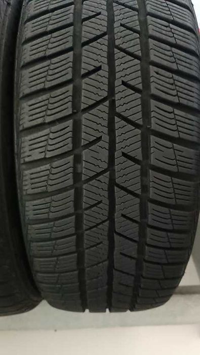 Anvelope 215/50/R18 92V BARUM IARNA 215 50 18 CP-N20860