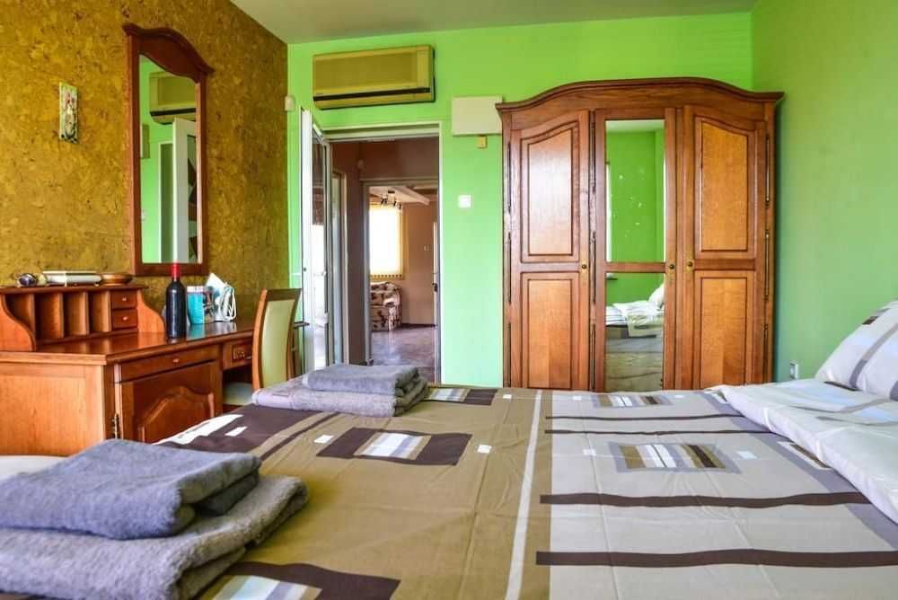Продава се Четиристаен апартамент в София, Славия - 110 кв.м за 1187 €/кв.м - Снимка #8