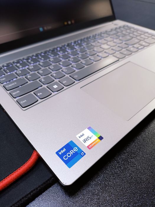 Lenovo ThinkBook USA Screen