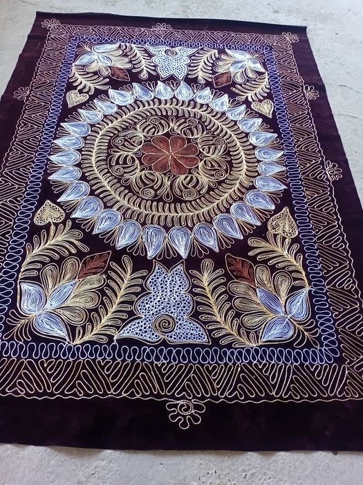 ###Paltava pat mashinkasi sotiladi. Holati yaxshi. Koʻp ishlatilmagan.