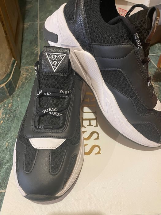 Дамски обувки Guess