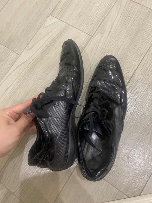 Продам мужские туфли размер 40