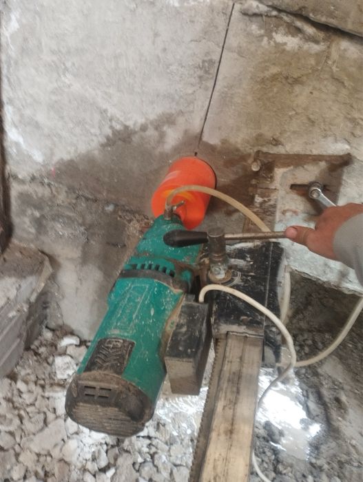 Бтон тешадиган апарад сотилади