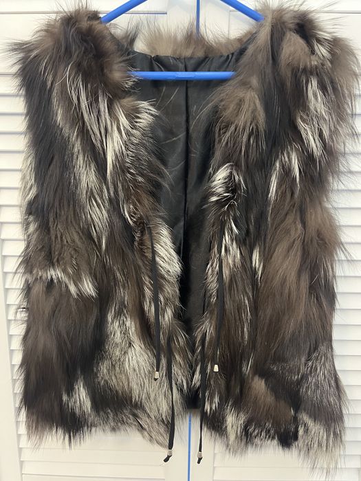 vesta de blana naturala