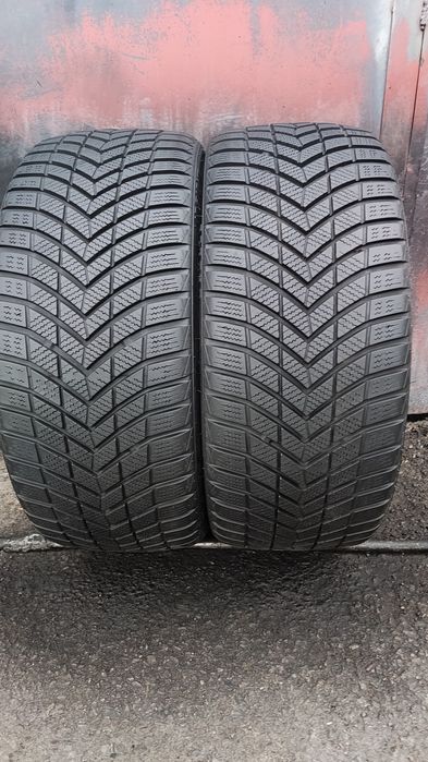 2бр. зимни гуми 225/40/18 Infinity, dot23
dot23
7.2mm
Добро състояние