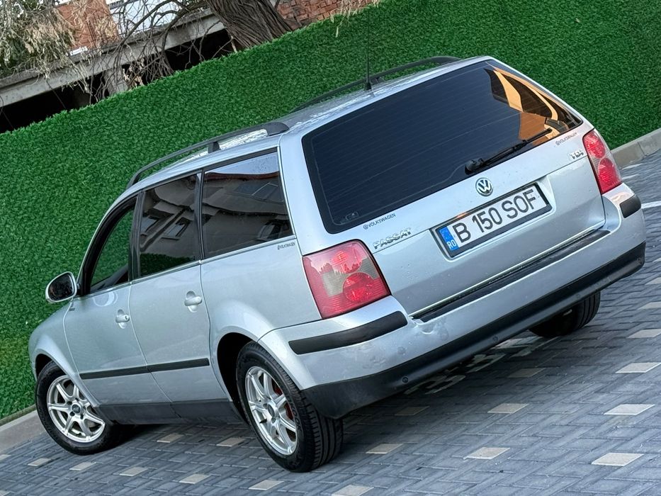 Volkswagen Passat diesel, 2.372 € — imagine 5