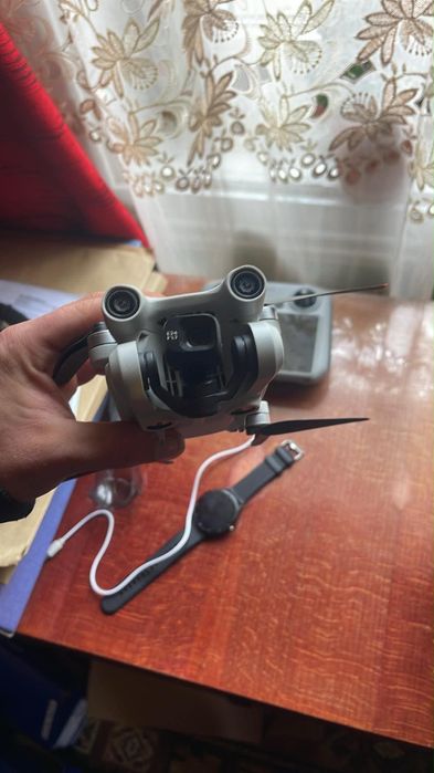 Vând drona ,  dji mini 3 pro in stare perfectă de funcționare !!