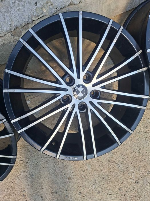 Джанти за БМВ BMW 19 8jx19EH2+ ET35