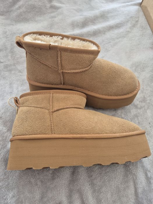 Cizme blana gen UGG