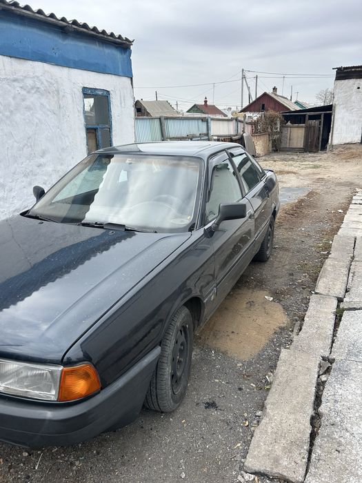 Продаю ауди 80 в отличном состояний