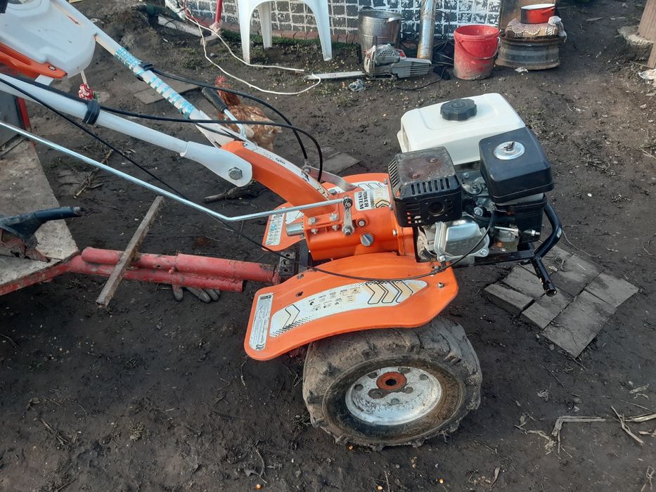 Motocultor remorca freza 8,5 cai putere