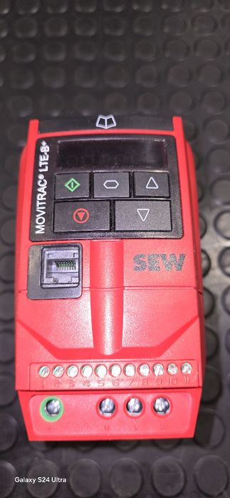 VAND convertizor de frecventa SEW 0.37KW