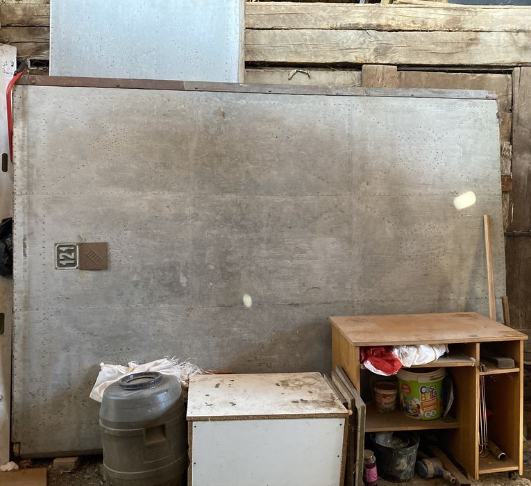 *PRETUL ESTE NEGOCIABIL*!! Vând Urgent poartă (căput de intrare) de casa/șură