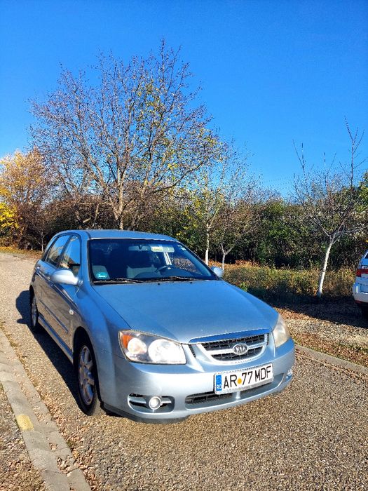 Vand Kia Cerato 1.5 Diesel 102 cai  2006