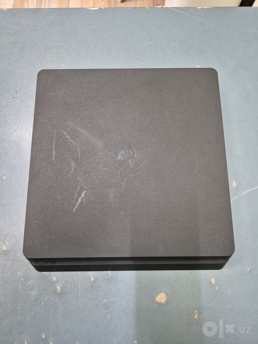Продам Playstation 4 slim 1tb 13.00 hen