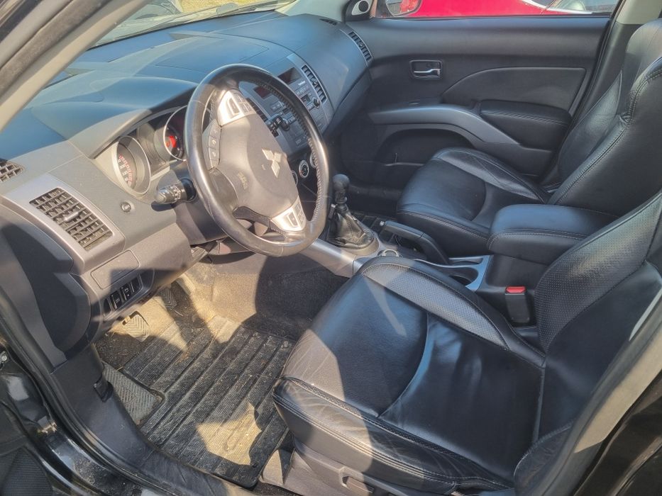 Outlander 2.0 на части