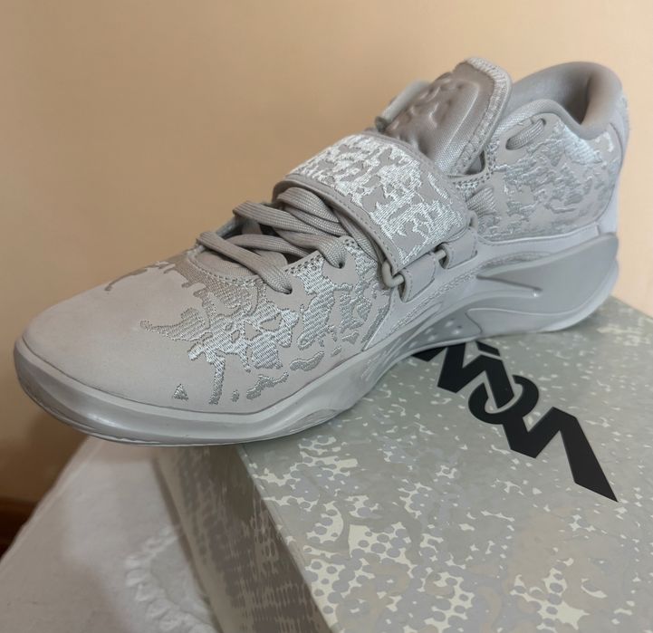 Nike Jordan Zion 3