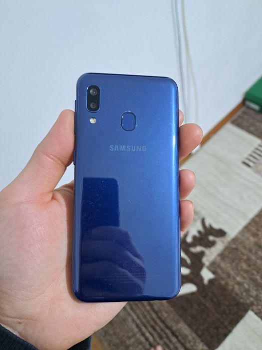 Samsung Galaxy A20