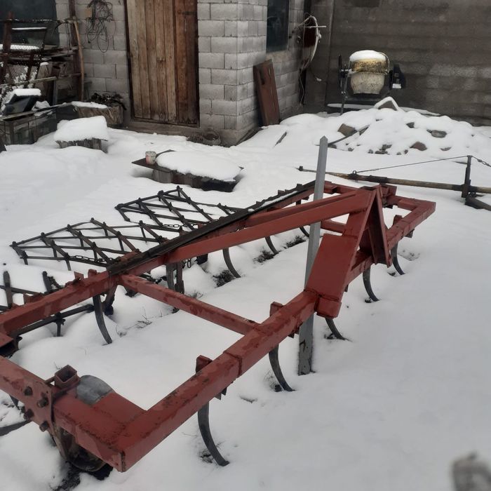 Продам трактор,  на ходу!