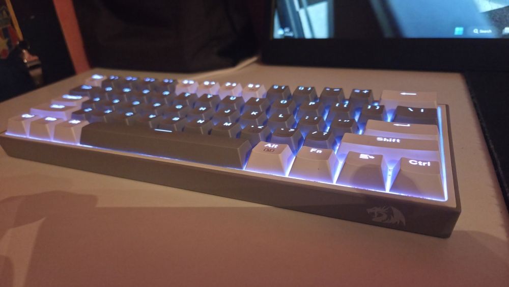 Tastatura mecanica Redragon K617 Fizz