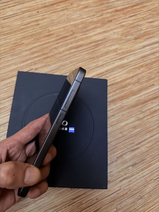 Продам VIVO X300 16/512