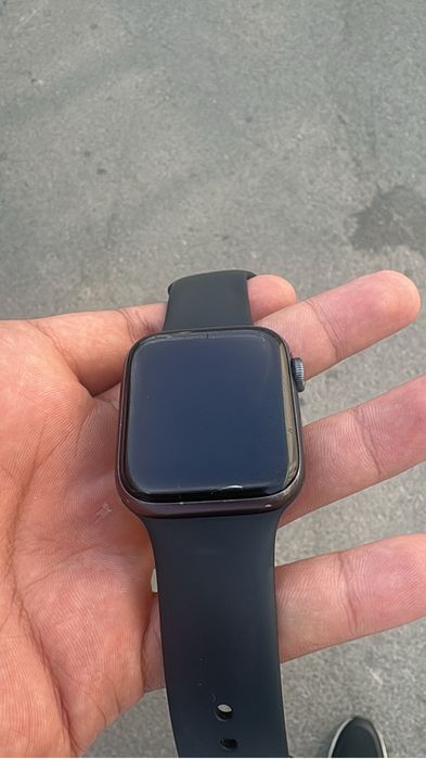 Applle watch SE 2024 1