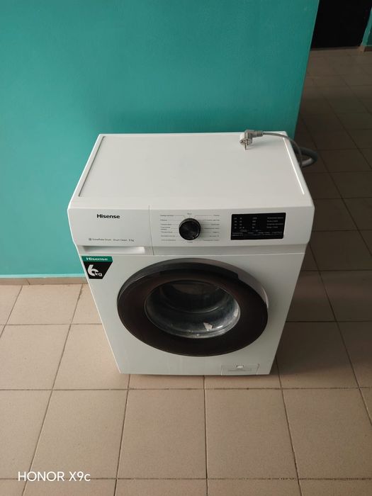 Продам стиральную машину