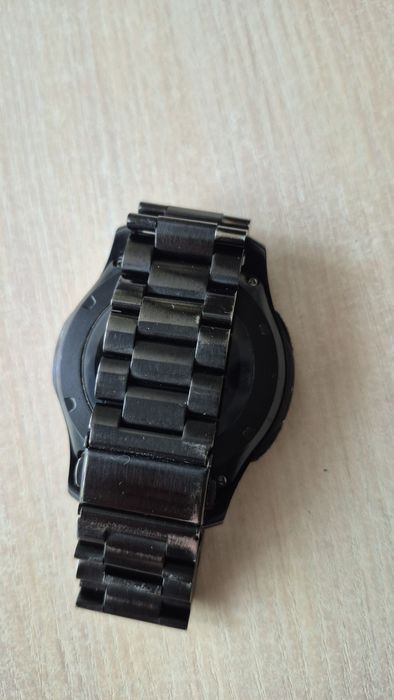 Часы на запчасти