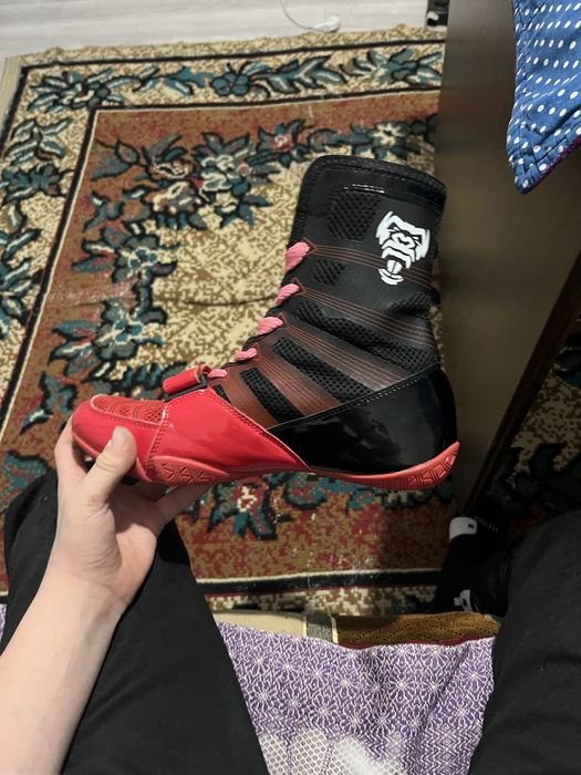 Боксерка Аббренд