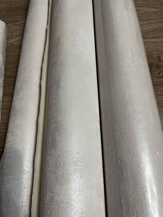 Продам рулон обоев с остатками