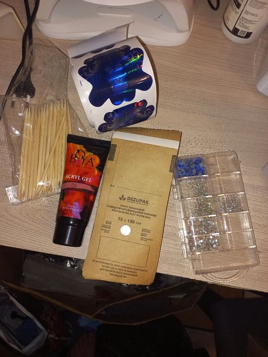 Продам маникюрный набор