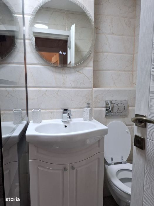 Garsonieră de închiriat, decomandată – renovată si mobilată