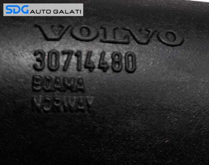 Furtun Conducta Tub Tubulatura Admisie Aer Volvo S60 2.4 D 2000 - 2010 Cod 30714480 [N1190]
