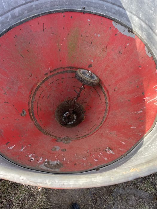 Masina inprastiat ingrasaminte