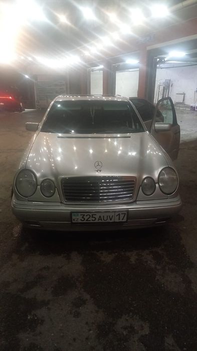 Мерседес авангарт