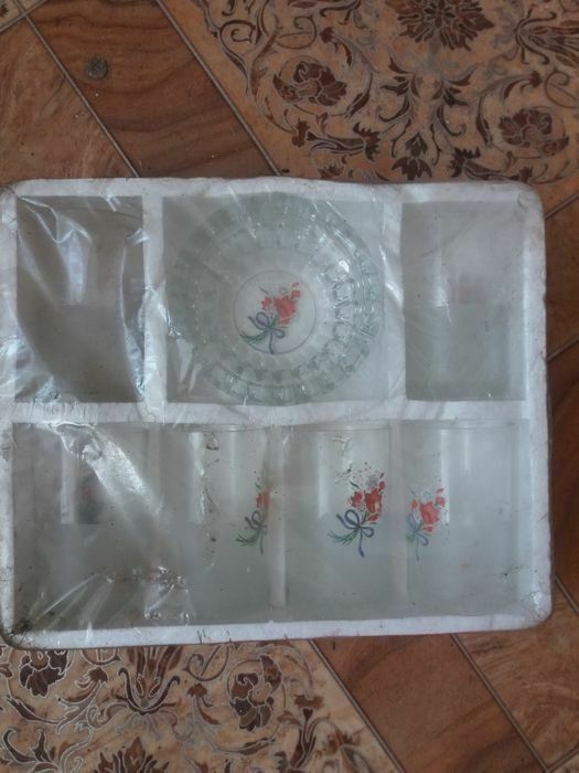 Стол на кухню б/у