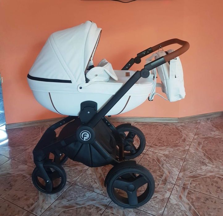 Carucior Krausmann 3 in 1 Topaz Lux white
