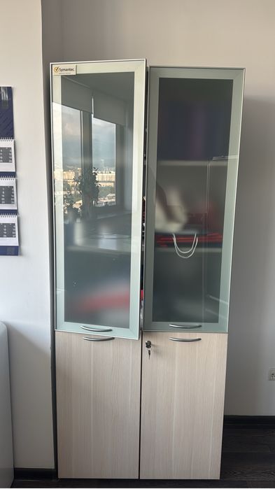 Продам офисную мебель