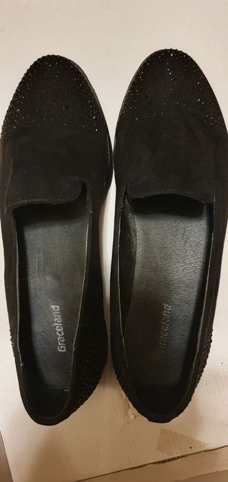 Продам туфли из замши