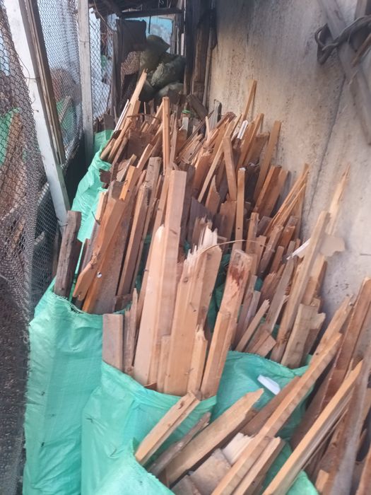 Копланган утинлар бор 20000 мингдан