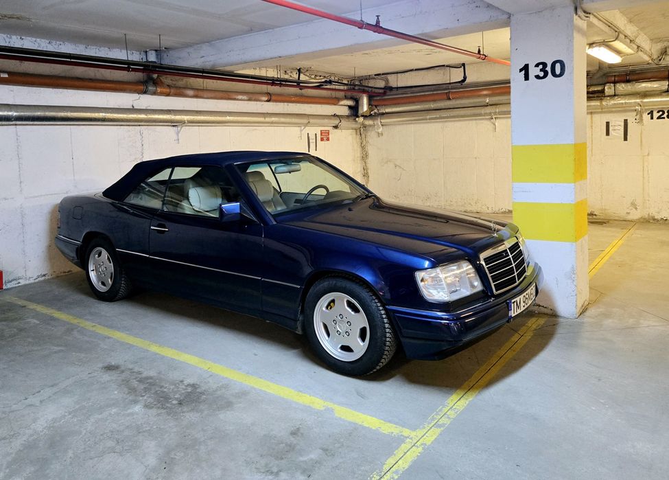 Vând Mercedes w124 cabrio facelift Atestat retro