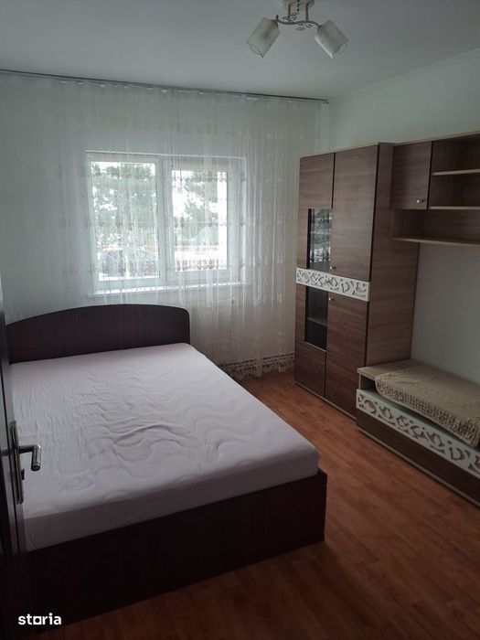 Apartament 3 camere, 68 mp, etajul 1 - zona Dumbrava Nord