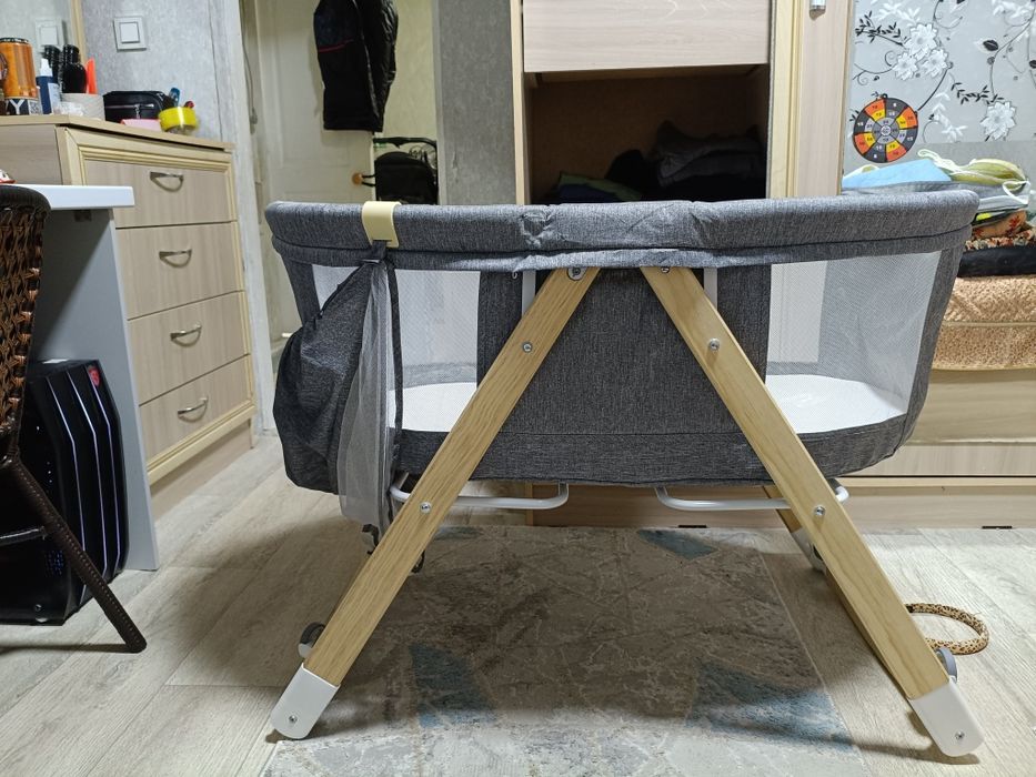 Манеж- колыбель, кровать