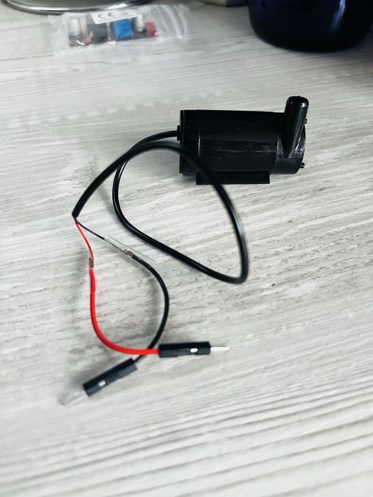 Kit senzori + mini pompa de apa – MQ-2, flacără, DHT11, LDR LM393, buzzer, 2× MOSFET, display 16x2