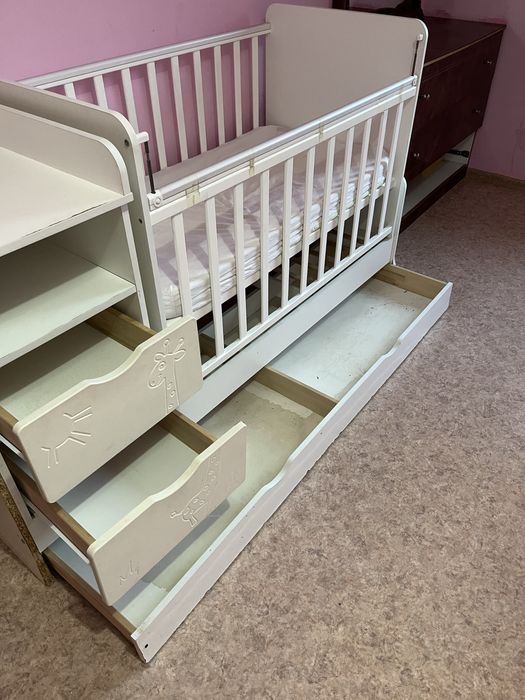 Отдам детскую кровать