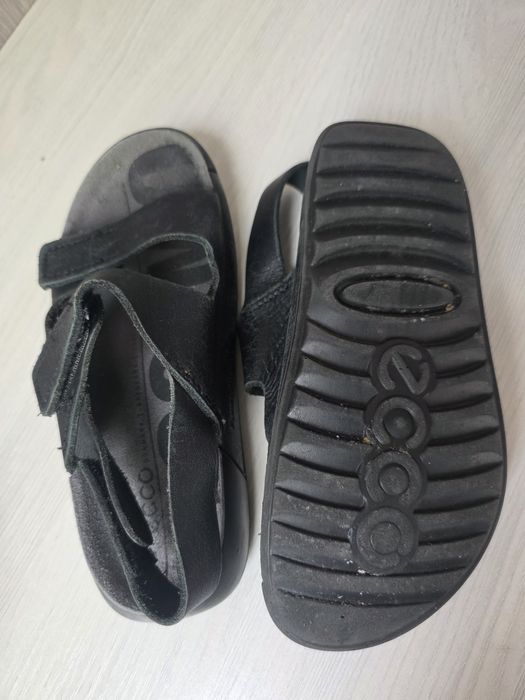 Сандали 28и30р-р, 25р кожа