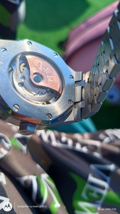 Vând ceas automatic la un preț bun la 1350 de lei negociabil