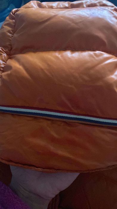 Geaca Moncler orange Limited Edition.