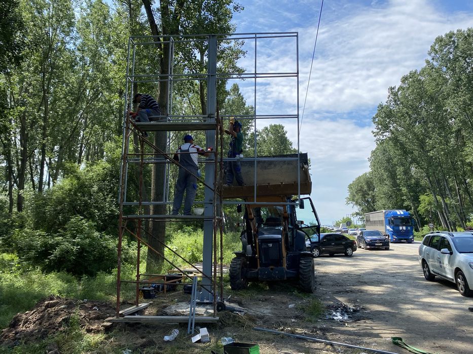Panouri publicitare de vanzare